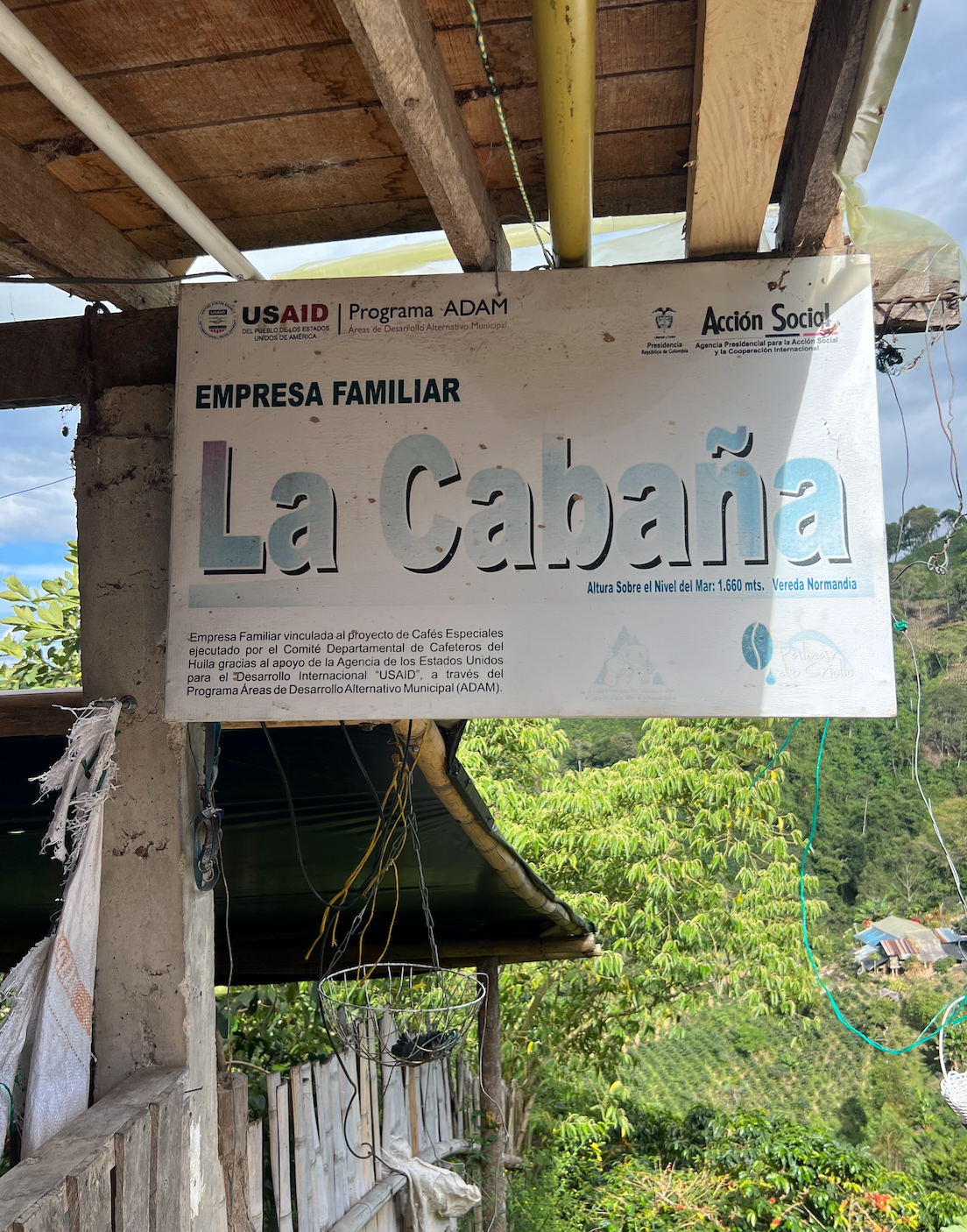 KOLUMBIJA, La Cabana // rūšinės kavos pupelės
